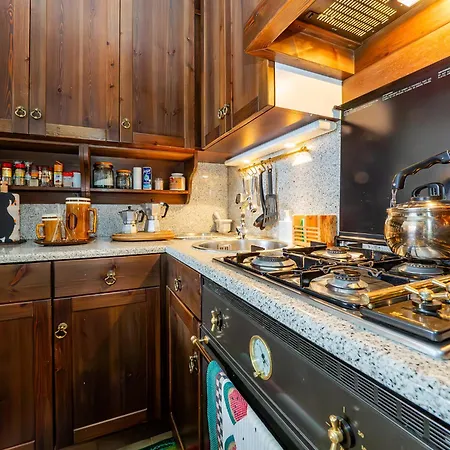 Residenza Vecchio Molo Apartment Acquaseria